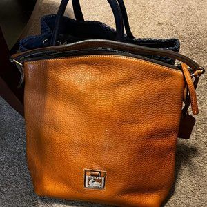 Dooney & Bourke Purse